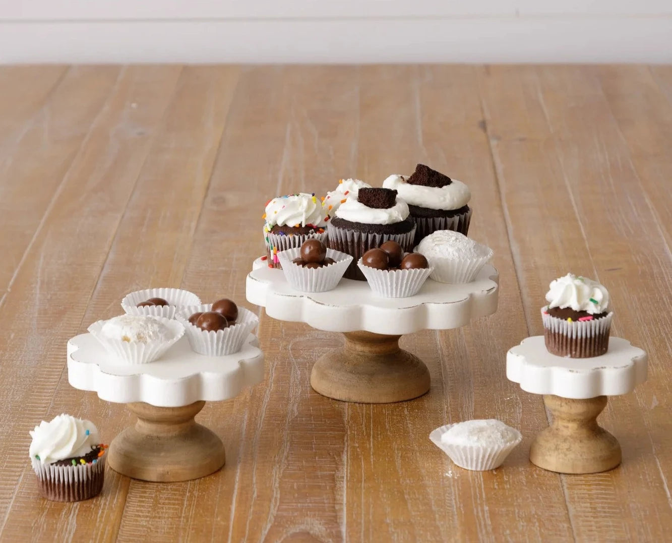 Chippy Floral shaped Wood Risers, Set of 3